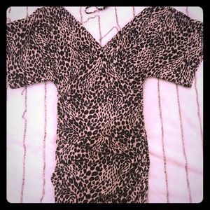 Mini leopard dress, cute off the shoulders ❤️